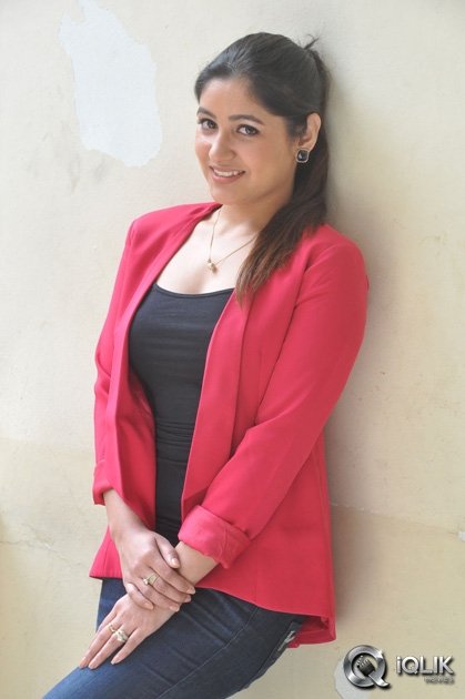 Prabhjeet-Kaur-at-Intelligent-Idiots-Movie-Date-Press-Meet